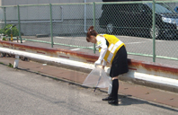 病院周辺の自主清掃活動